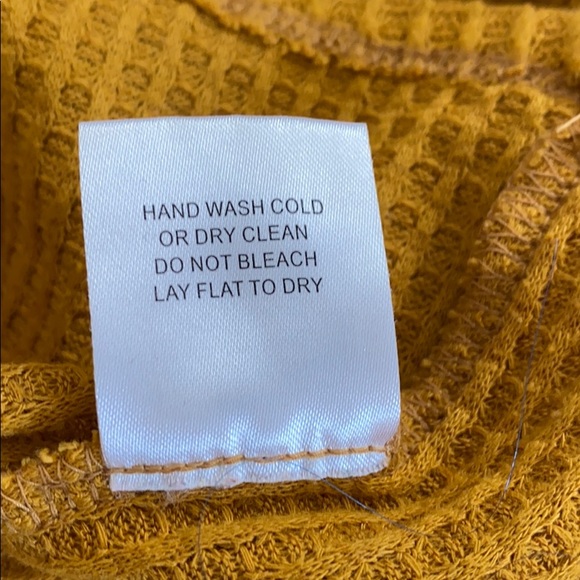 Charlotte Russe mustard crop sweater - Picture 6 of 6